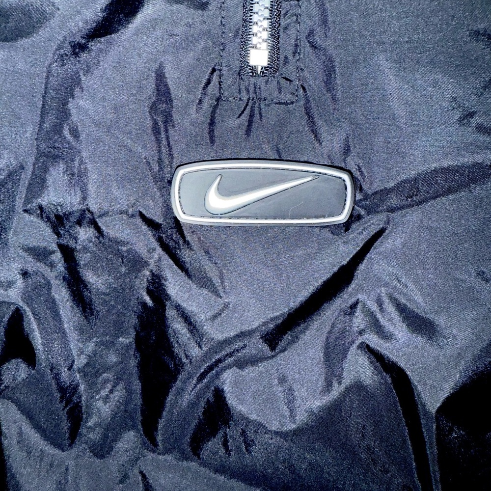 Nike Men’s Black Vintage Windbreaker (M) - Picture 4 of 13